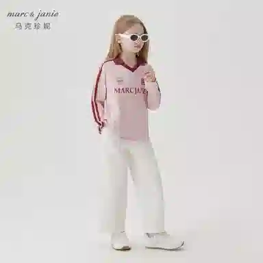 MARC&JANIE V-Neck Raglan Long Sleeve Tee