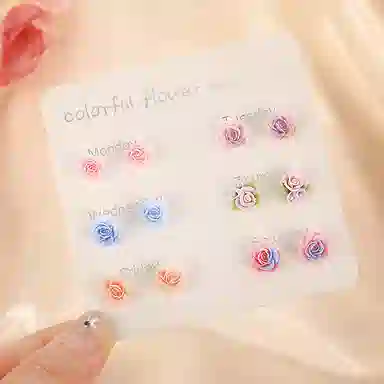 【花开半夏】 零界 甜美清新彩色花朵 小巧精致 不重样 防过敏养耳洞耳饰套装 塑料 耳钉 男女同款情侣款