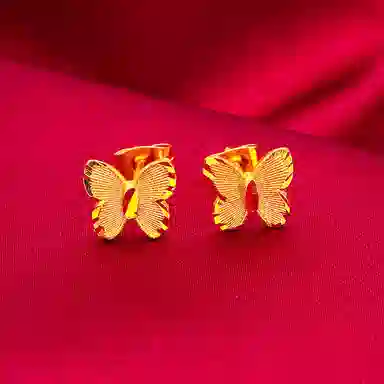 925