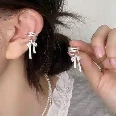 零界 纯白芭蕾 蝴蝶结丝 小众轻奢设计高级感#好运 合金 耳夹 男女同款情侣款