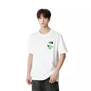 THE NORTH FACE Extraordinary T