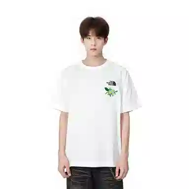 THE NORTH FACE Extraordinary T