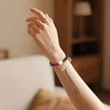 木盛缘 【精工雕琢  扭扭珠  扭转乾坤】#好运 多宝转运香味醇厚考研考公上岸 紫檀属 木作手串 男款