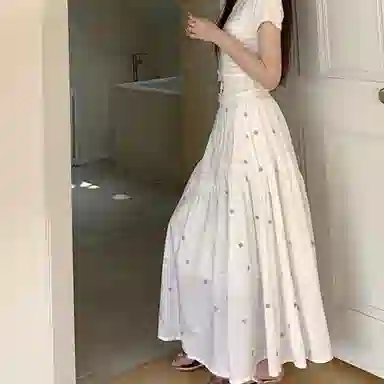 涂诗菲 纯色简约百搭休闲长裙 女款 白色