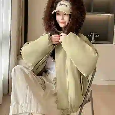 涂诗菲 宽松毛领长袖棉服 女款