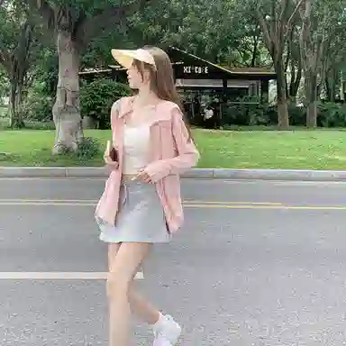 涂诗菲 透气冰感大帽檐防紫外线修身截短外套 女款