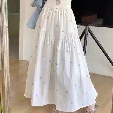 涂诗菲 纯色简约百搭休闲长裙 女款 白色