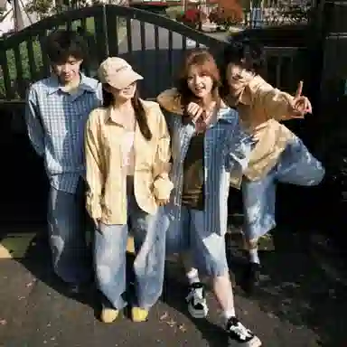 王者荣耀 美式复古格子轻薄防晒宽松舒适学生党青春高颜值休闲百搭长袖衬衫 男女同款