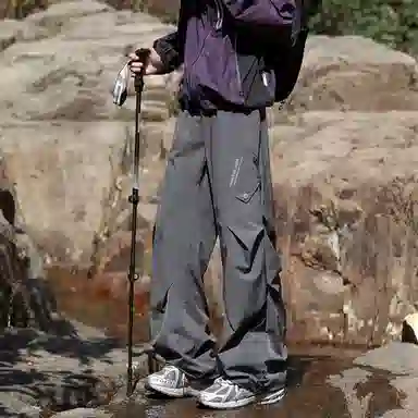 王者荣耀 美式薄款户外工装伞兵裤冰丝褶皱垂感宽松大码机能防皱风凉感速干透气旅行爬山超轻防泼水加肥加大休闲裤 男女同款