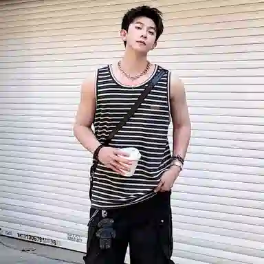 王者荣耀 标语款 美式复古条纹宽松舒适居家户外通勤健身休闲百搭潮流时尚圆领背心 男女同款