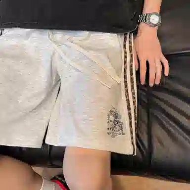 王者荣耀 裴擒虎款 美式复古撞色虎纹宽松舒适通勤高街百搭直筒垂感五分抽绳休闲短裤 男女同款