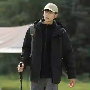 王者荣耀  可拆卸内胆三合一山系户外登山美式简约字母工装休闲宽松保暖连帽  防风透气冲锋衣 男女同款