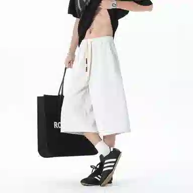 王者荣耀 美式复古纯色七分裤简约百搭宽松舒适透气亲肤凉感居家户外运动青少年潮流休闲短裤 男女同款