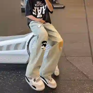 GEOFFREY B. SMALL SS25