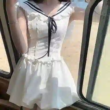 兰缪 海军领水手服公主减龄收腰设计感海边穿搭学院风蓬蓬裙无袖连衣裙 女款