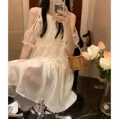 兰缪 法式设计感小众挂脖裙小个子纯欲露肩绑带圆领短袖连衣裙 女款