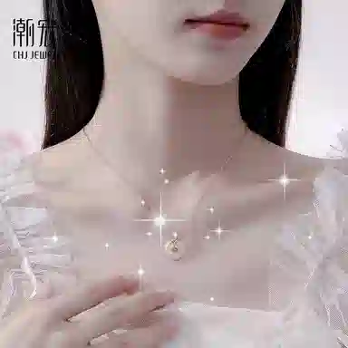 潮宏基 连年有余平安扣 新中式国潮 锦鲤 精致轻奢#好运 玉髓 项链 女款
