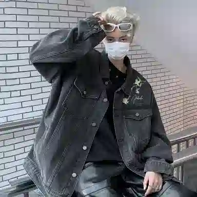 金贝勒 美式高街手绘刺绣植物花卉字母印花复古水洗做旧宽松潮流时尚痞帅慵懒学院翻领单排扣牛仔外套 男女同款