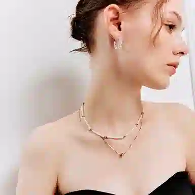 骊碧 香港轻奢 圈圈珍珠高档浪漫有意义 仪式感 铜合金 贝珠 耳环 女款