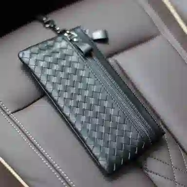 VIHUS Woven Long Leather Wallet Black