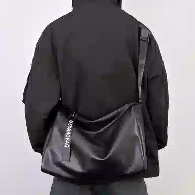 VIHUS Crossbody Bag Black