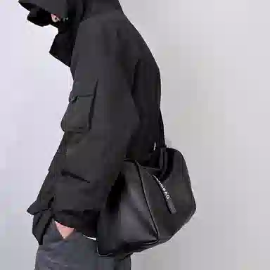 VIHUS Crossbody Bag Black