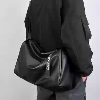 VIHUS Crossbody Bag Black