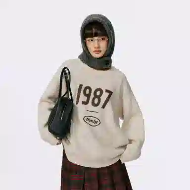 Mmlg 1987 Classic Logo Sweater