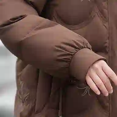 雅鹿 加厚短款宽松长袖连帽羽绒服 女款