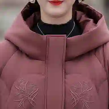 雅鹿 加厚短款宽松长袖连帽羽绒服 女款