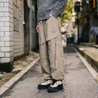 兔先森 山系撞色字母刺绣多拉链摇粒绒加绒加厚保暖裤脚可调节直筒宽松工装长裤休闲裤 男女同款