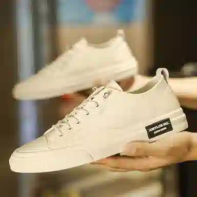 Yiminu Low Top Sneakers