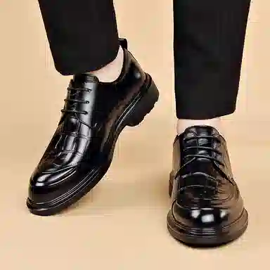 依米奴 头层牛皮 高颜值 真皮质感 时尚潮流 经典百搭 厚底增高 商务正装 轻奢高档 简约精致 柔韧 舒适 商务  休闲鞋 男款