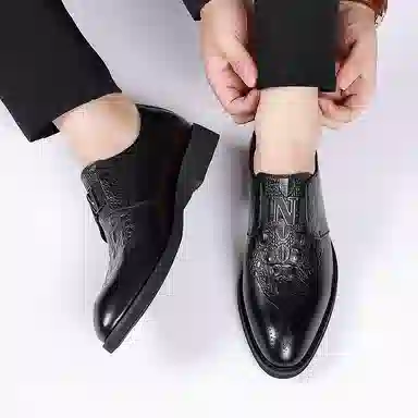 Yiminu Crocodile Brogue Oxford Black