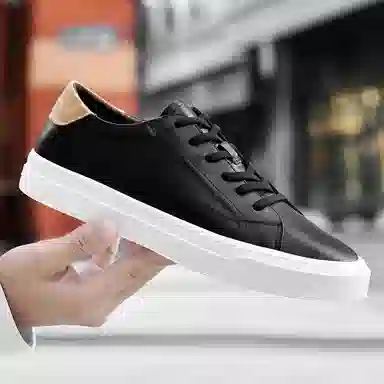 Yiminu Low Top Sneakers