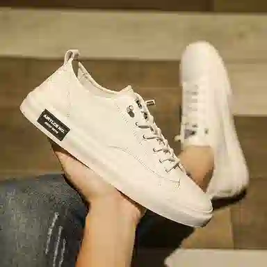 Yiminu Low Top Sneakers