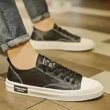 Yiminu Low Top Sneakers