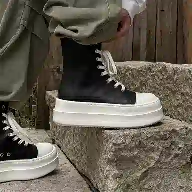 Yiminu Martin Boots Men