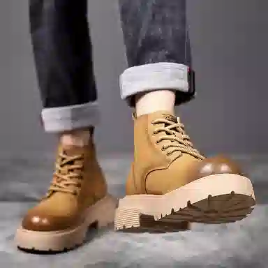 Yiminu Martin Boots Short Tube