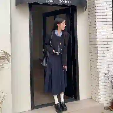 桴生 韩系法式经典融合的秋冬通勤个性短款时尚上衣截短外套 女款