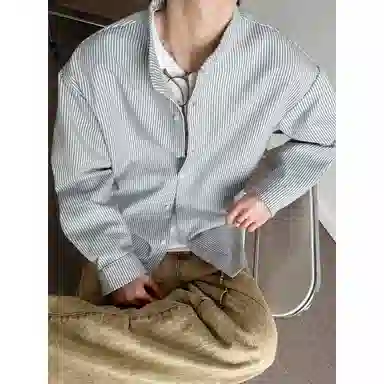 FAKE VINTAGE vibeLOGO