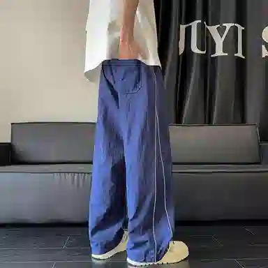 哲源 美式高街复古冰丝凉感侧边竖纹设计速干宽松百搭舒适亲肤透气户外运动街头痞帅直筒阔腿垂感休闲裤 男女同款