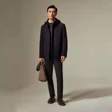 迪柯尼 时尚保暖纯色毛衣 男款