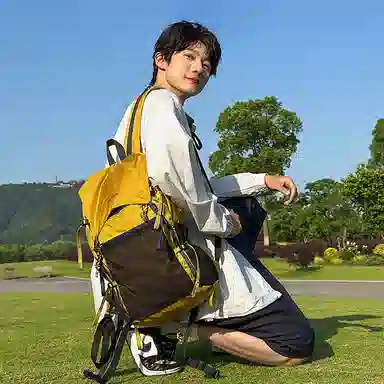 垣途者 轻便大容量翻盖旅行 尼龙 双肩包 男女同款情侣款 多色