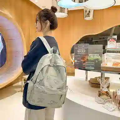 垣途者 日系小清新可爱蝴蝶初中高中大学生 尼龙 双肩包 女款 多色