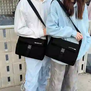 垣途者 简约百搭学生街头潮流 尼龙 斜挎包 男女同款情侣款 多色