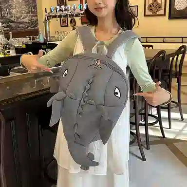 垣途者 个性小众设计鲨鱼初高中大学生时尚潮流 织物 双肩包 男女同款情侣款 多色