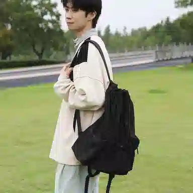 垣途者 休闲运动学生 尼龙 双肩包 男女同款情侣款 白色