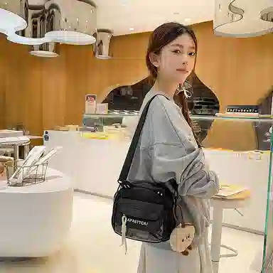 垣途者 日系可爱猫咪时尚潮流百搭 尼龙 单肩斜挎包 常规 女款 多色