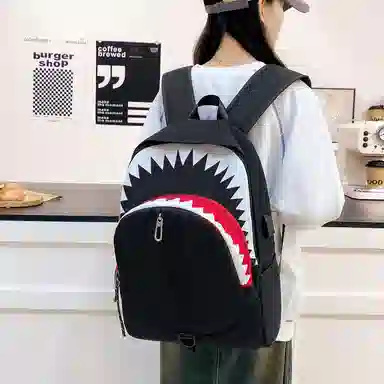 垣途者 潮牌鲨鱼夜光街头潮流学生 尼龙 双肩包 男女同款情侣款 多色